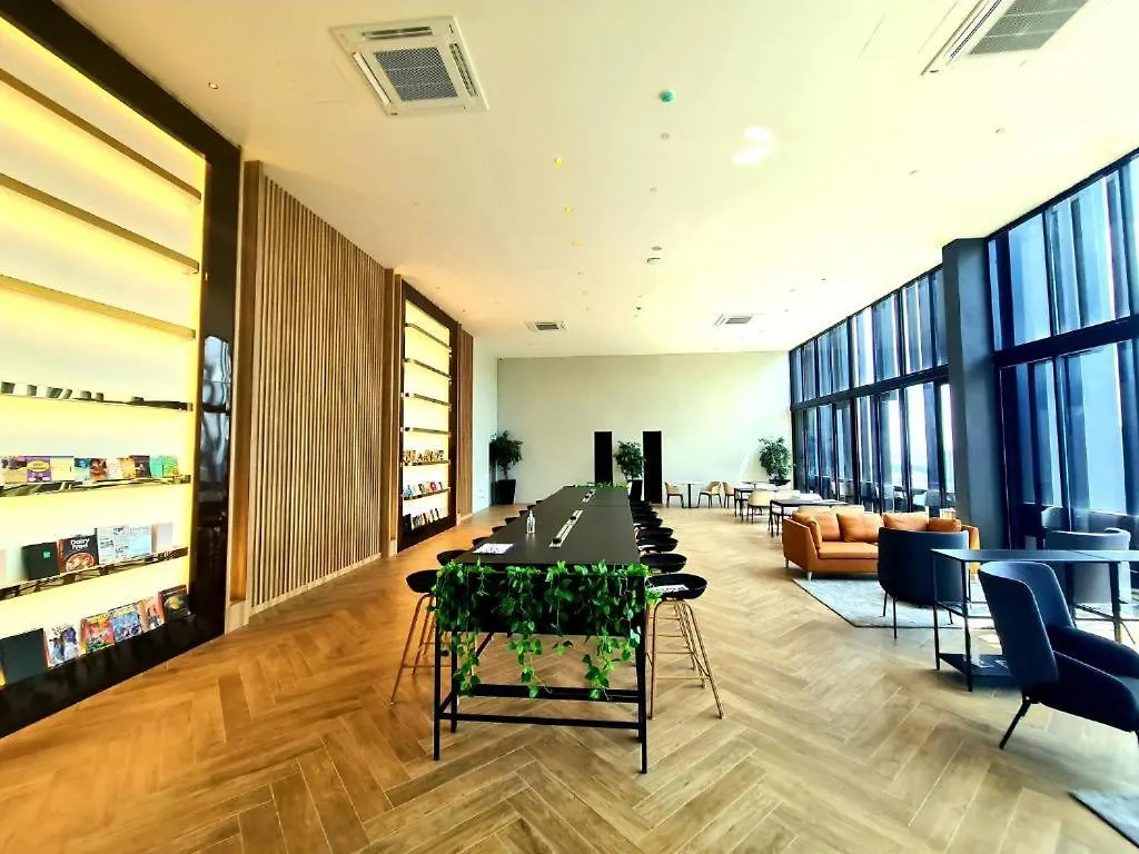 Rooftop - Sky Pool - 2Br Premium Homestay - Georgetown 城市 6 Pax Malásia