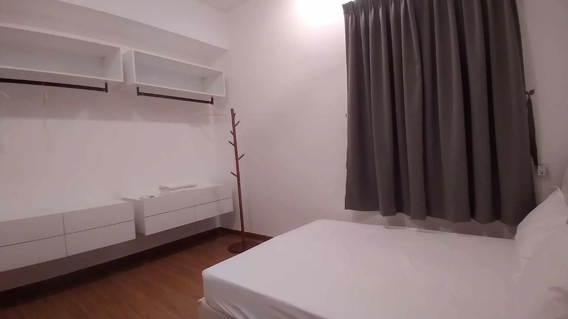 Rooftop - Sky Pool - 2Br Premium Homestay - Georgetown 城市 6 Pax 0*, George Town Malásia