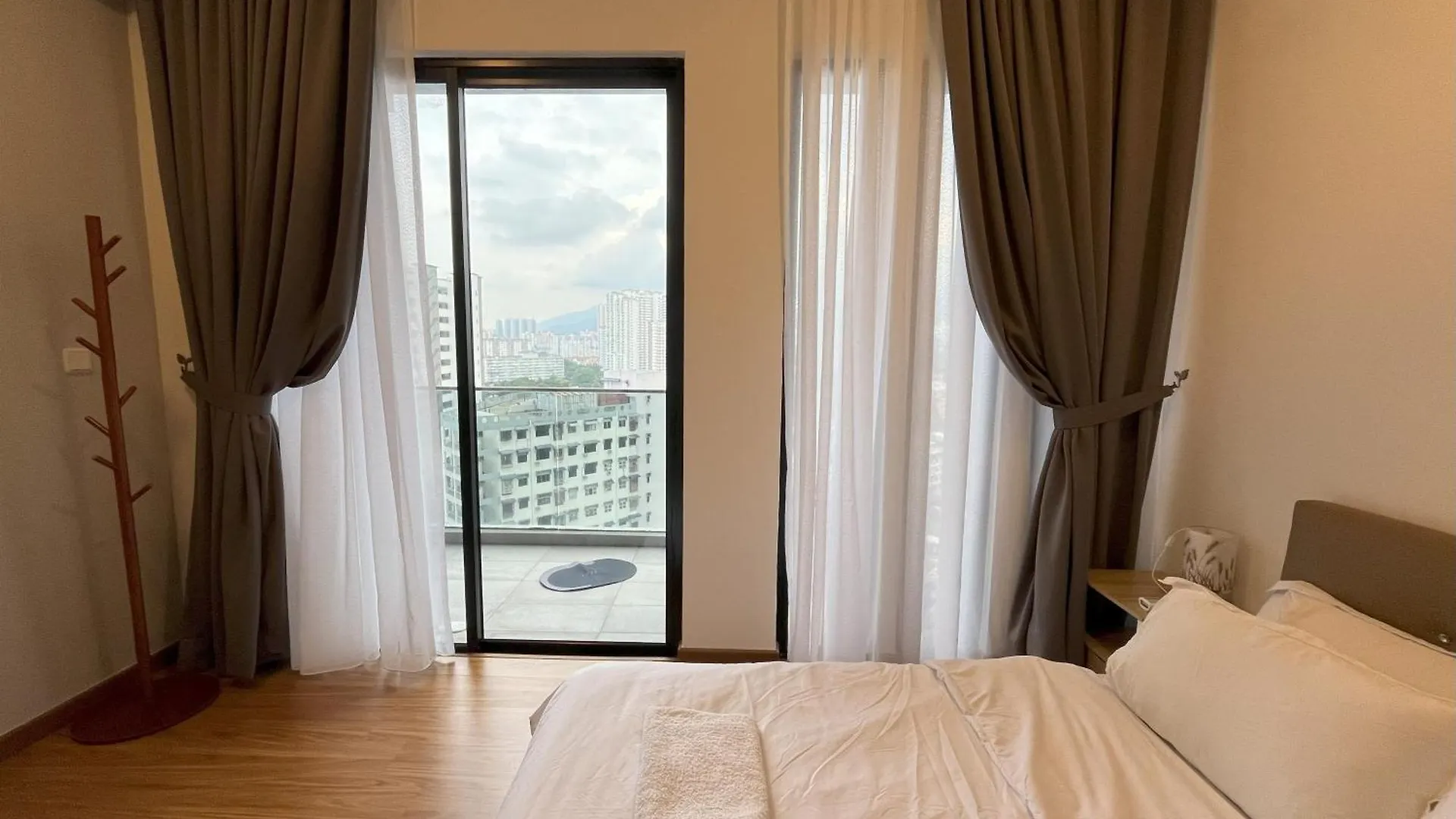 Rooftop - Sky Pool - 2Br Premium Homestay - Georgetown 城市 6 Pax Casa de hóspedes